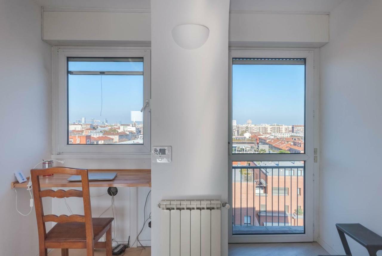 Exclusive Rooftop Apartment With Large Terrace In Solari/Tortona Milano Eksteriør billede